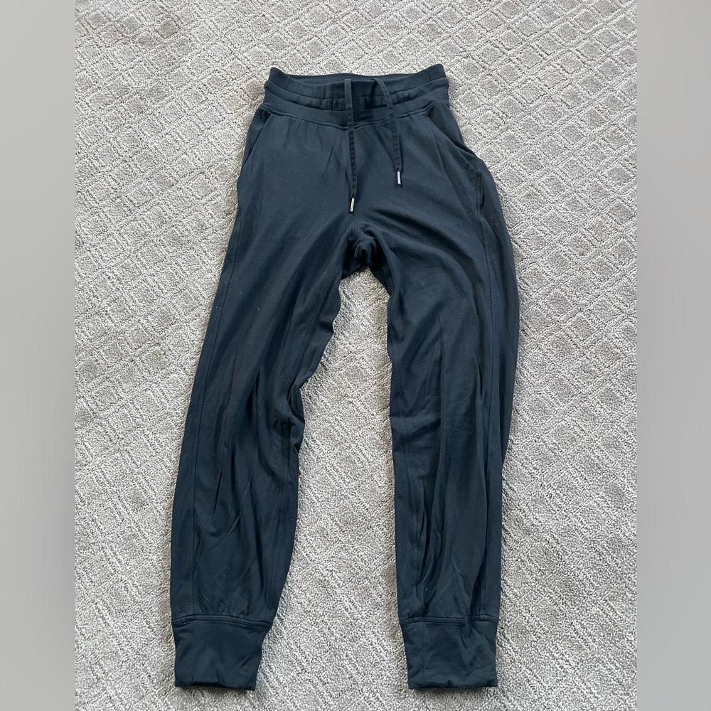 lululemon athletica Ready to Rulu 7/8 high waisted Black Jogger - Picture 3 of 8